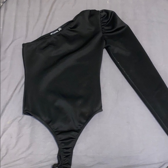 PLT Off Shoulder Top - Picture 1 of 1